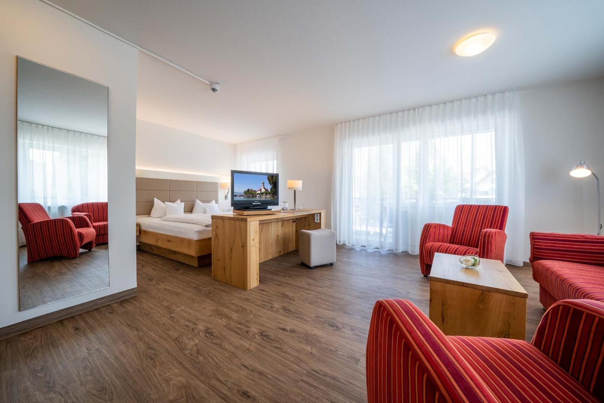 Hotel Lipprandt Wasserburg am Bodensee Exterior photo